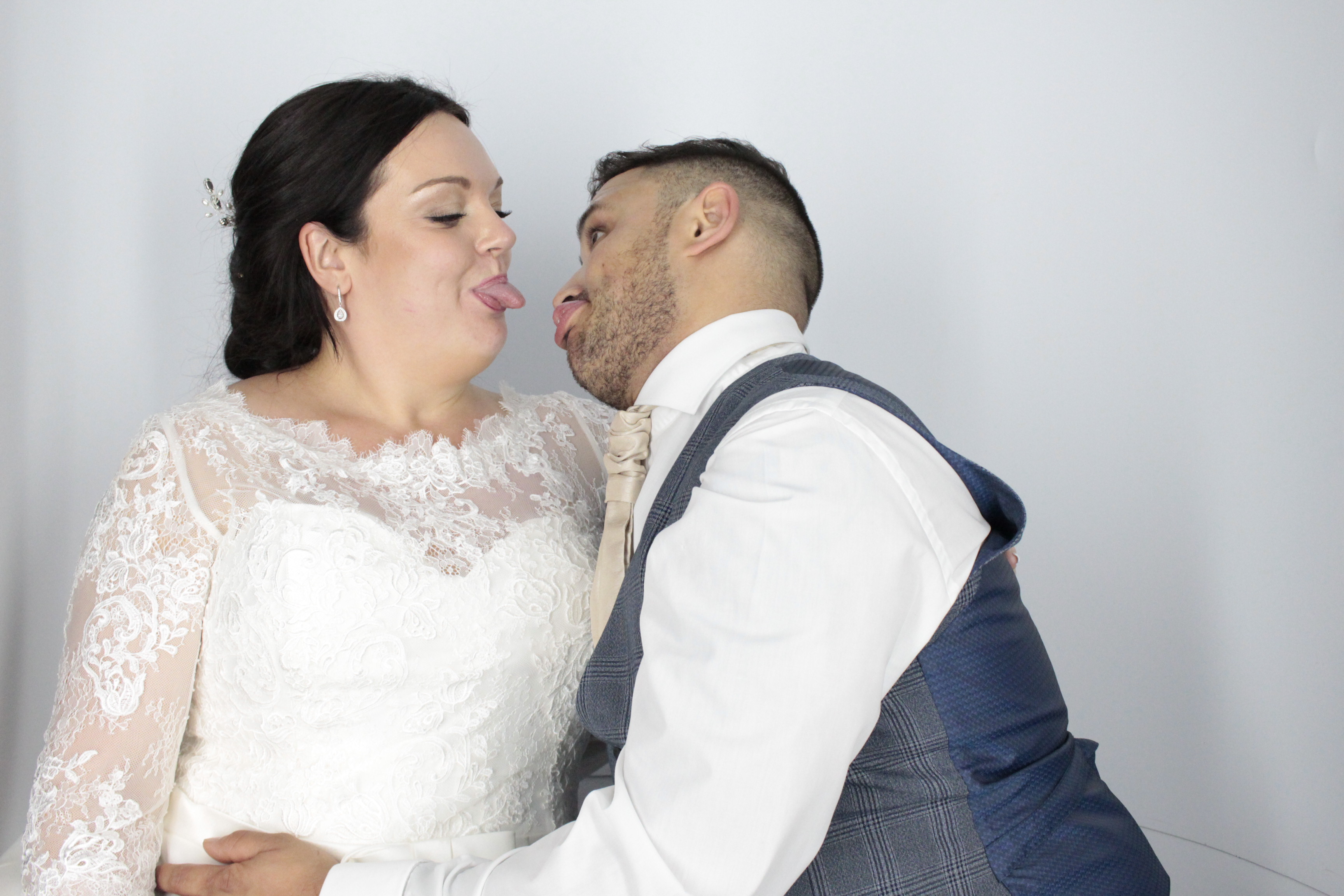 Emma & Karl's Wedding | View more photos from the event at gallery.myphotoboothexperience.co.uk/u/MyPhotoBoothExperienceLtd/Emma-Karls-Wedding